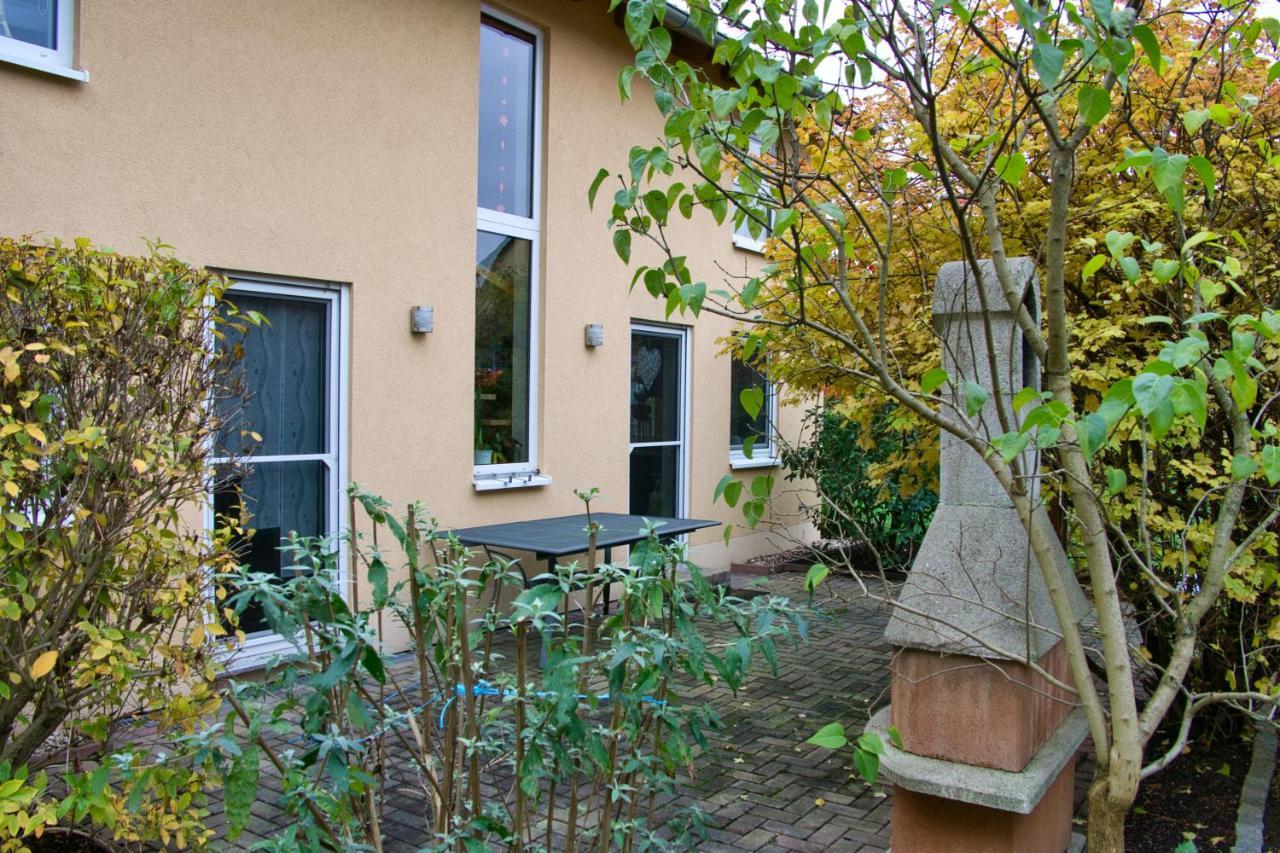 Mycozyplace - Zwei Gemuetliche Zimmer Fuer Vier Dresden Exterior photo